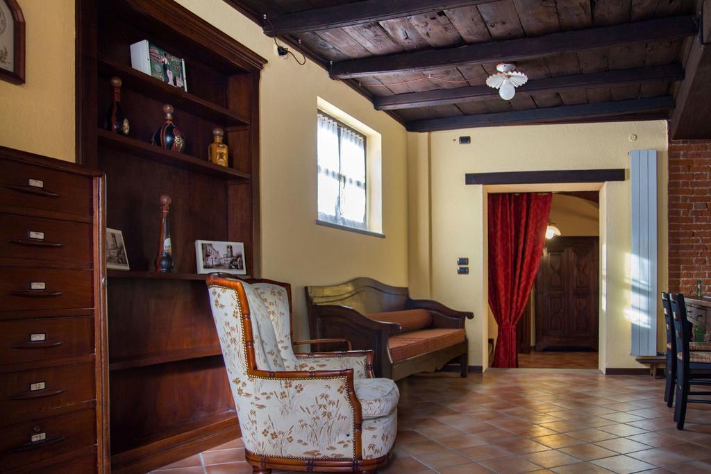Casa Del Grande Vecchio Bed & Breakfast Airasca Ngoại thất bức ảnh